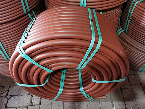 新城镇新城镇穿线管厂家告知大家管材选择哪种的好